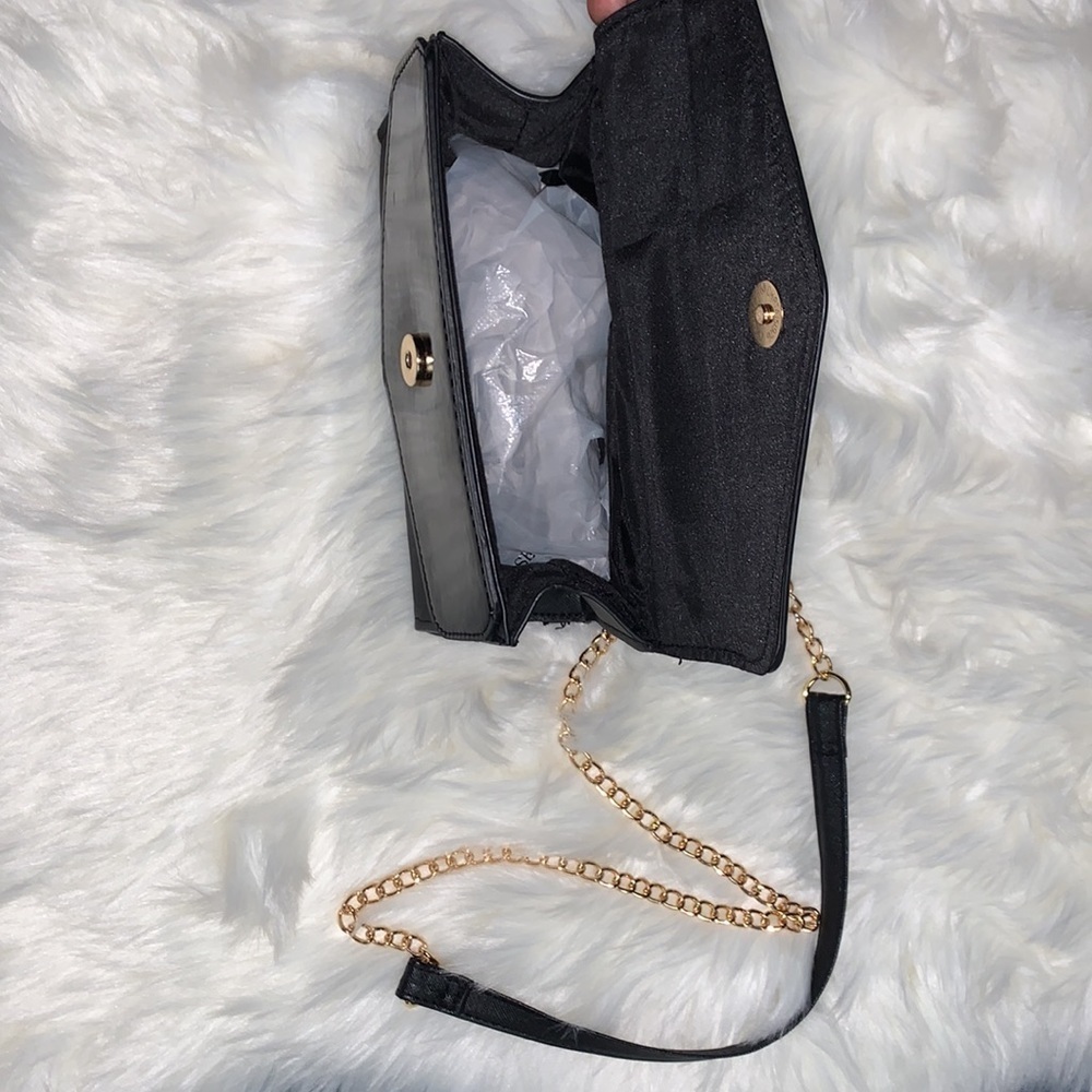 Black Shoulder Purse - Picture 2 of 4